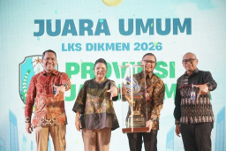 Kepala Dinas Pendidikan Provinsi Jawa Timur,Aries Agung Paewai Tegaskan Strategi Pembinaan Siswa.