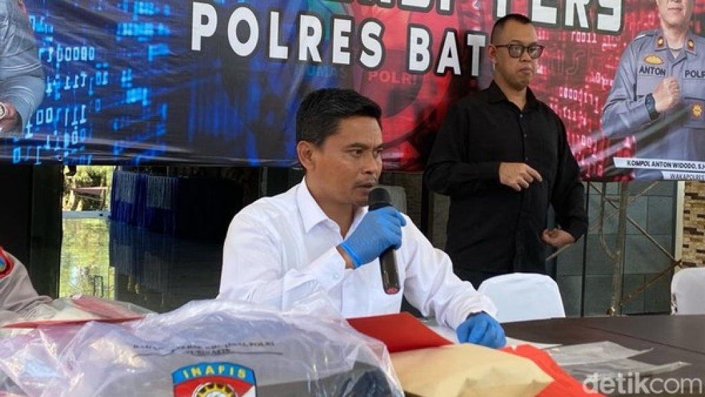 Satreskrim Polres Batu Buru pelaku Pengeroyokan Wakil Ketua KONI Batu.