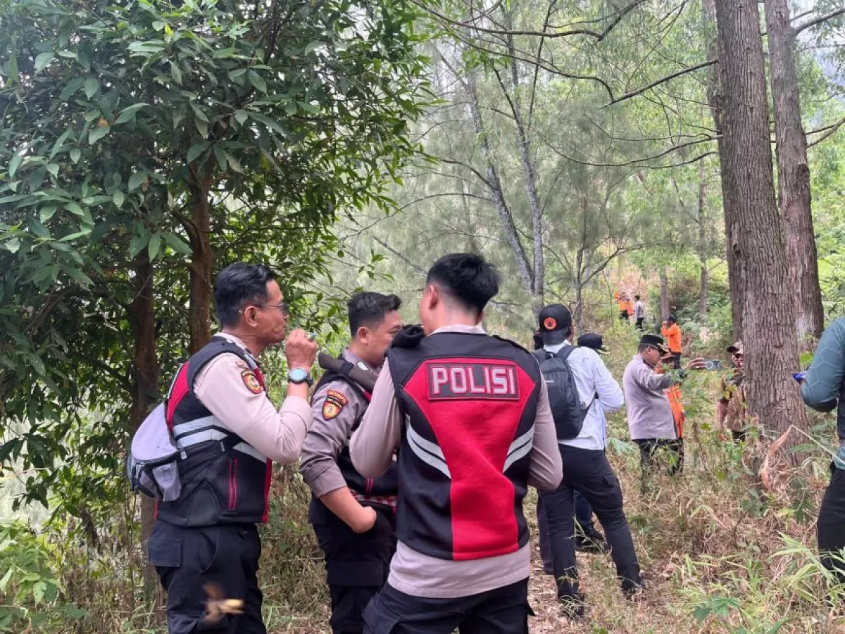 Polres Nganjuk Siagakan Personel Pasca-Karhutla Gunung Wilis, Antisipasi Bara Api Kembali Muncul